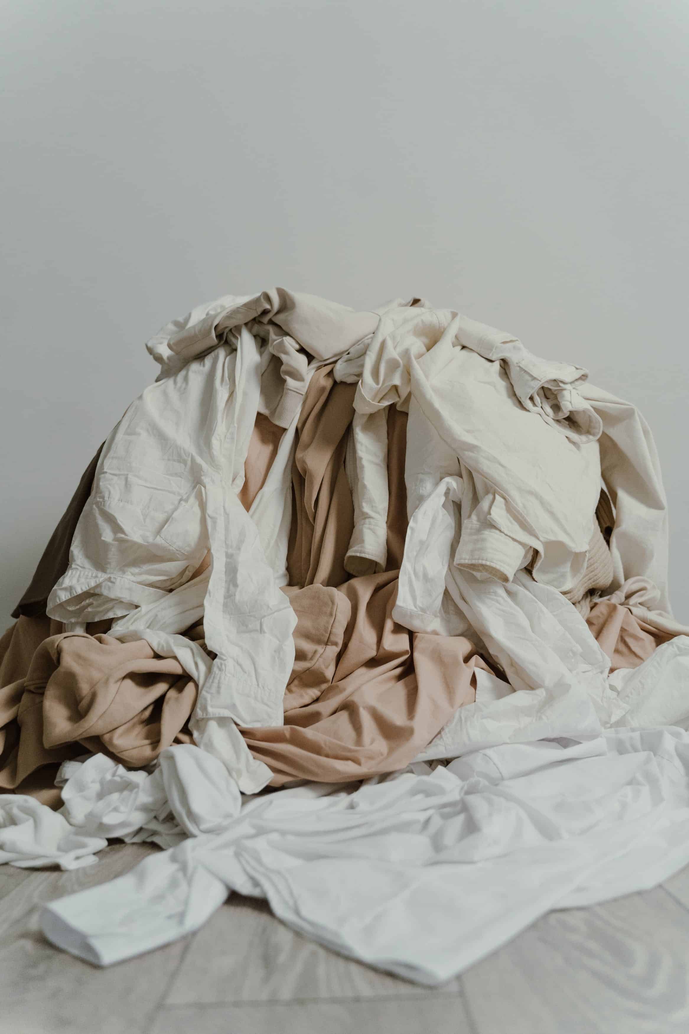 fast fashion waste clothing